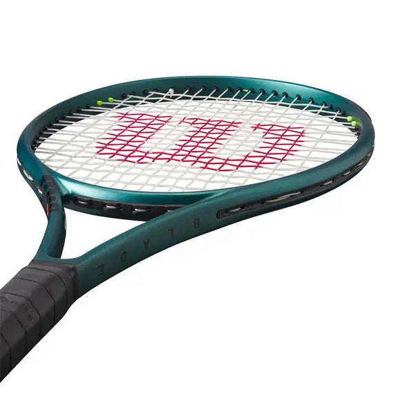 Wilson Blade 100 16X19 V9.0
