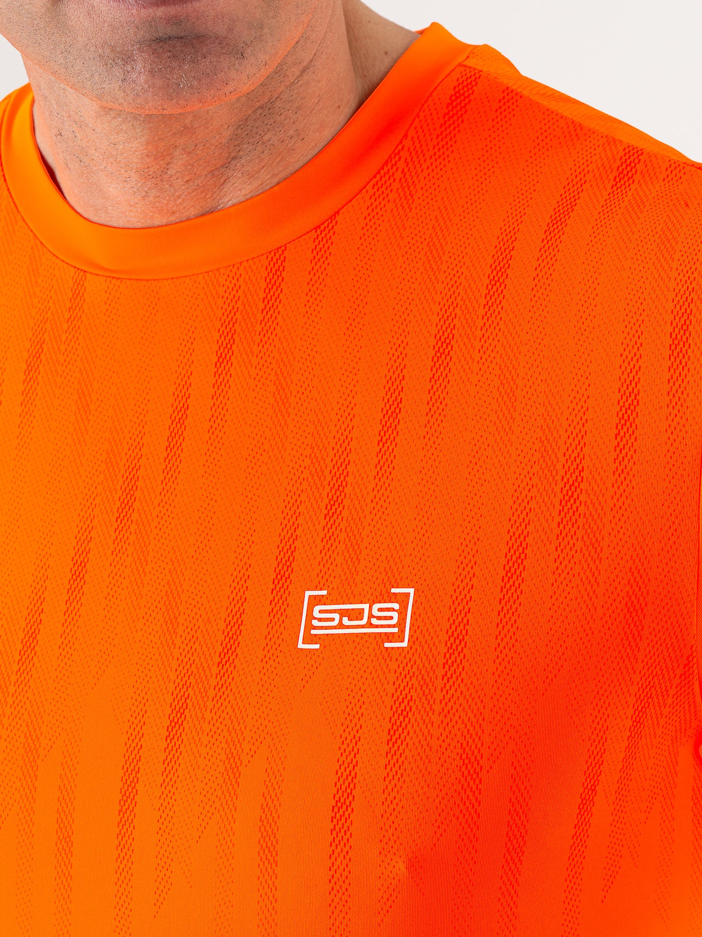 Sjeng Nikohl Mens tee - orange clown fish