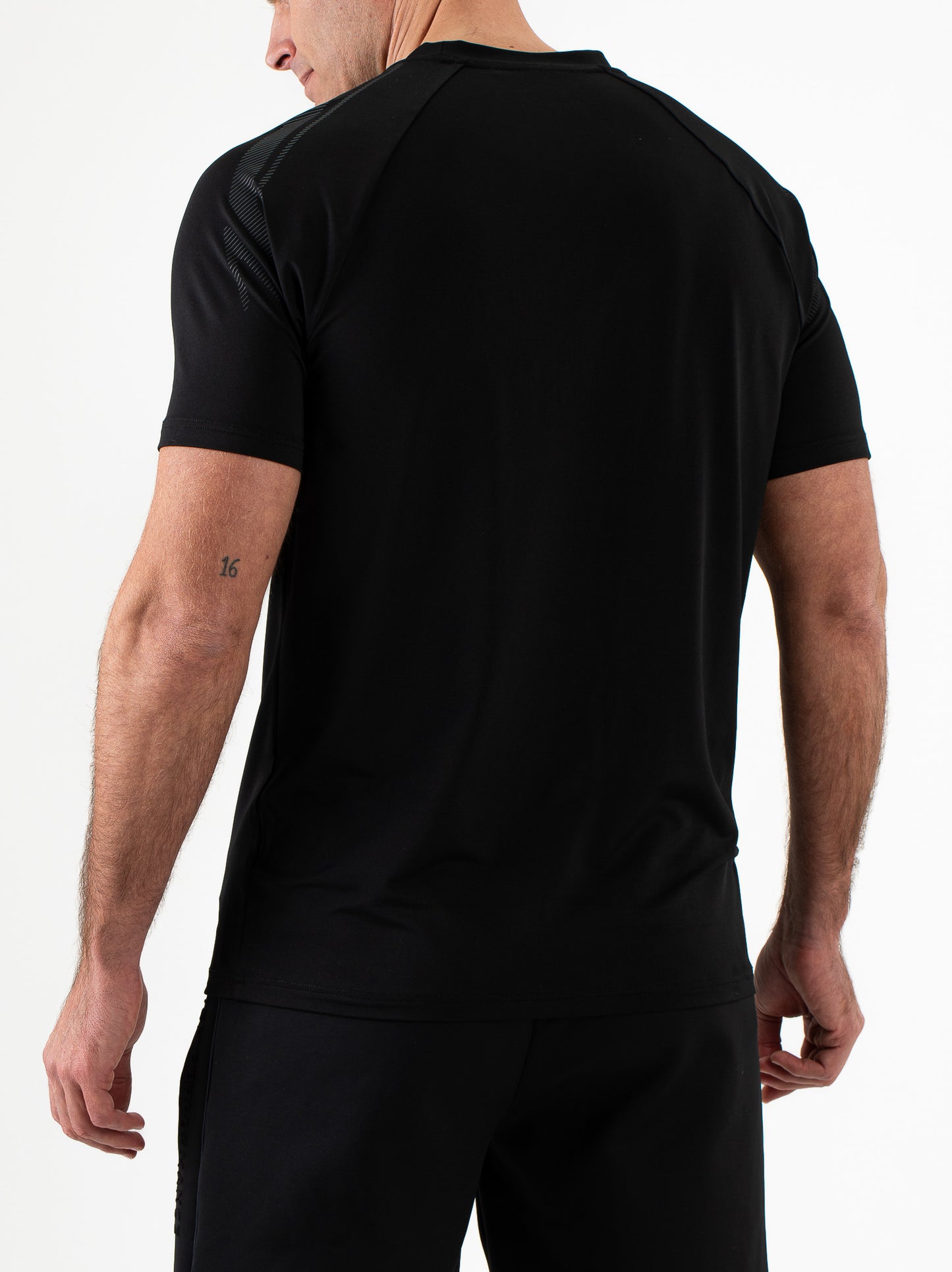 Sjeng Niro Man tee - black