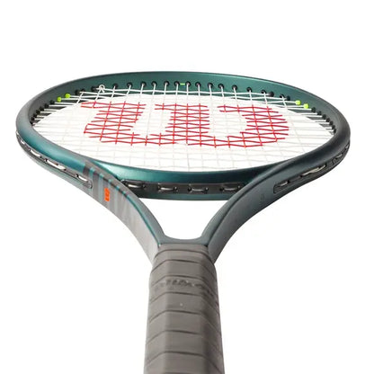 Wilson Blade 100 UL 16X19 V9.0